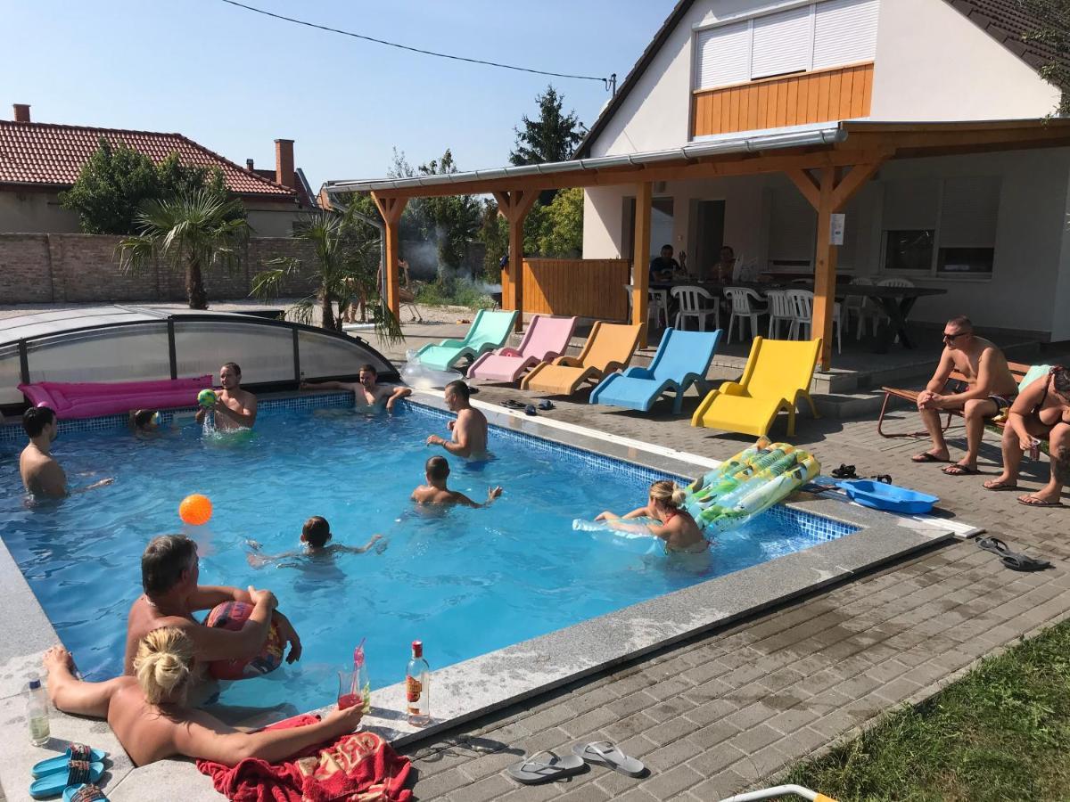 Nice Big House Balatonfenyves Exterior foto